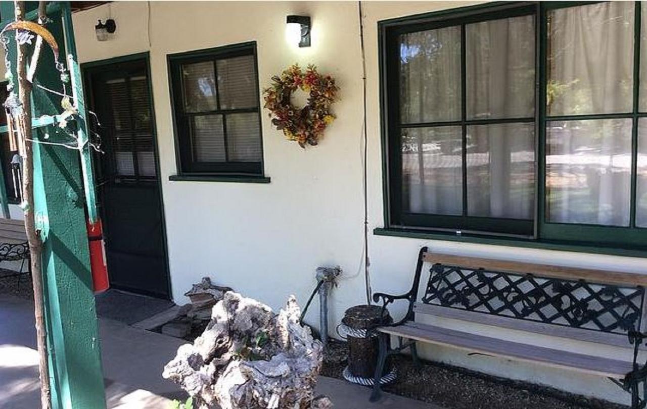 Kern Riverfront Lodge Kernville Kültér fotó