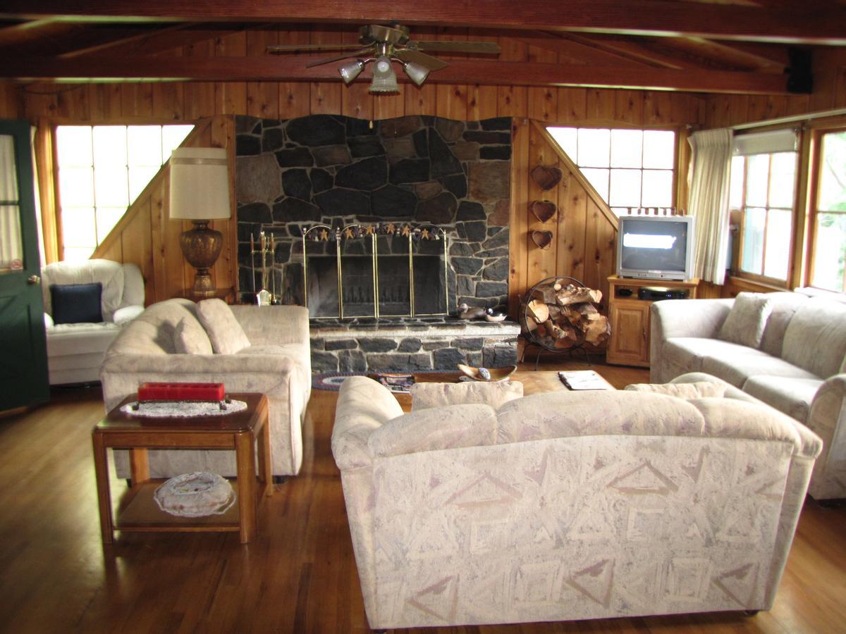 Kern Riverfront Lodge Kernville Kültér fotó