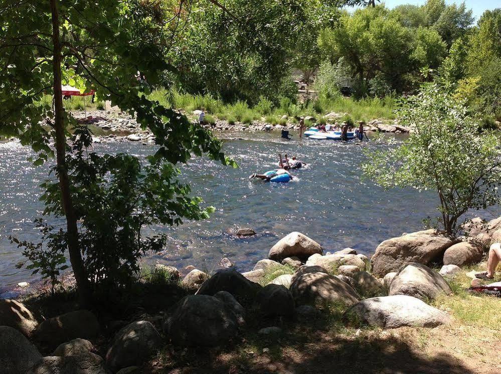 Kern Riverfront Lodge Kernville Kültér fotó