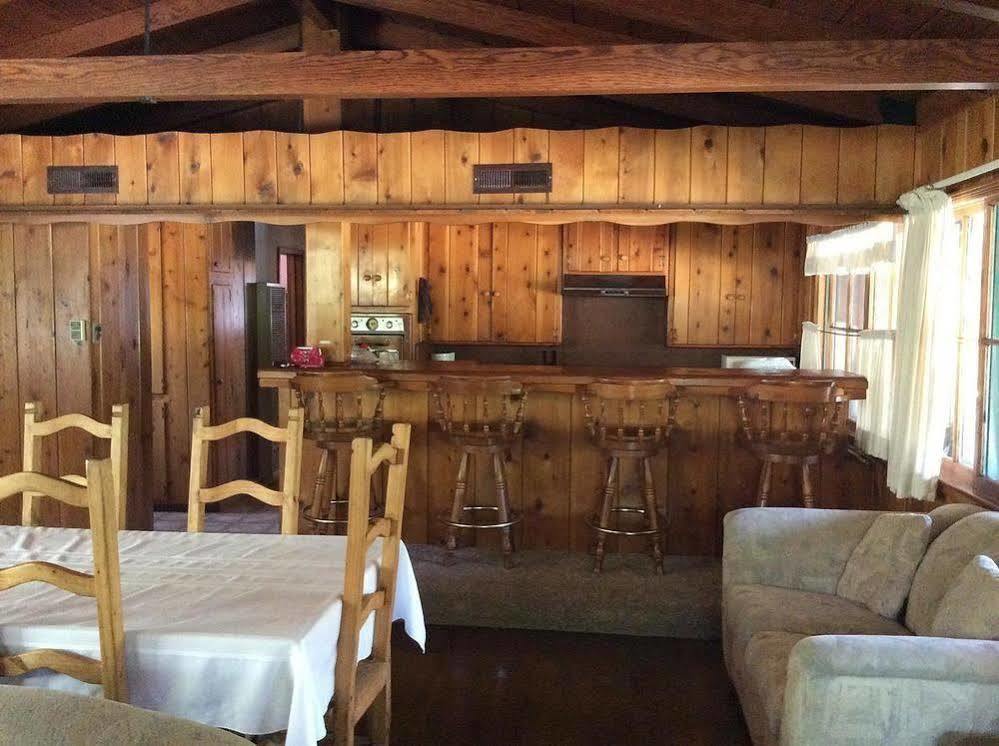 Kern Riverfront Lodge Kernville Kültér fotó