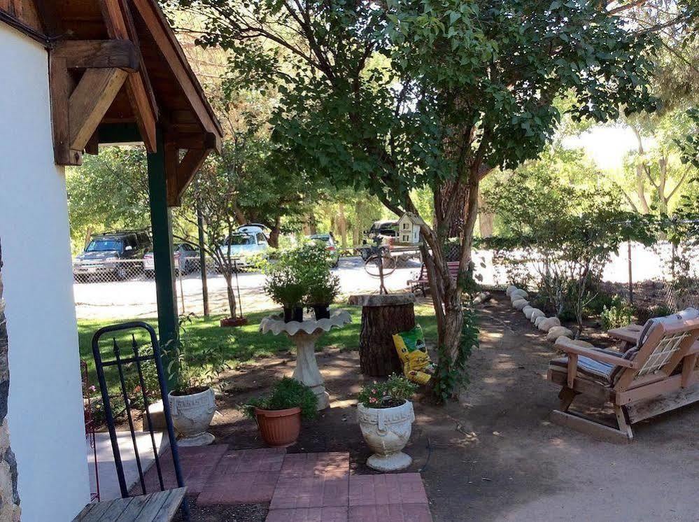 Kern Riverfront Lodge Kernville Kültér fotó